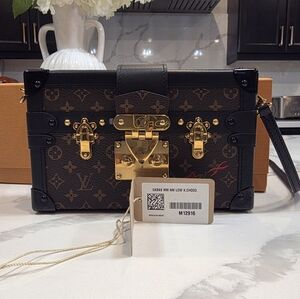 Louis Vuitton Monogram canvas Petite Malle handbag